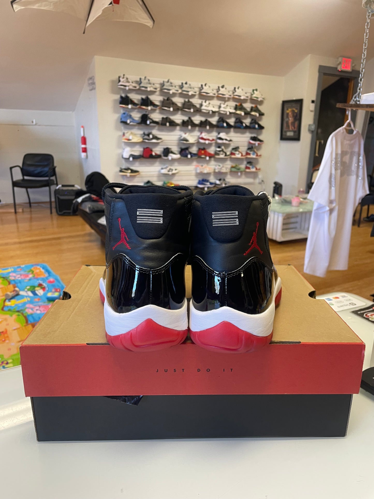 Jordan 11 Bred