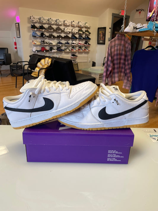 Nike Dunk SB White Gum