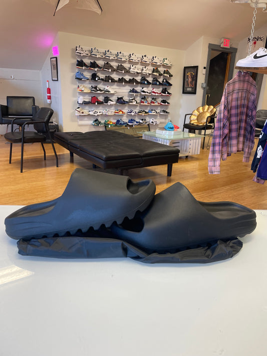 Yeezy Slide Black YS-01