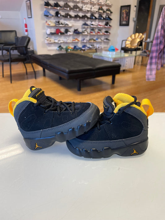 Jordan 9 University Gold