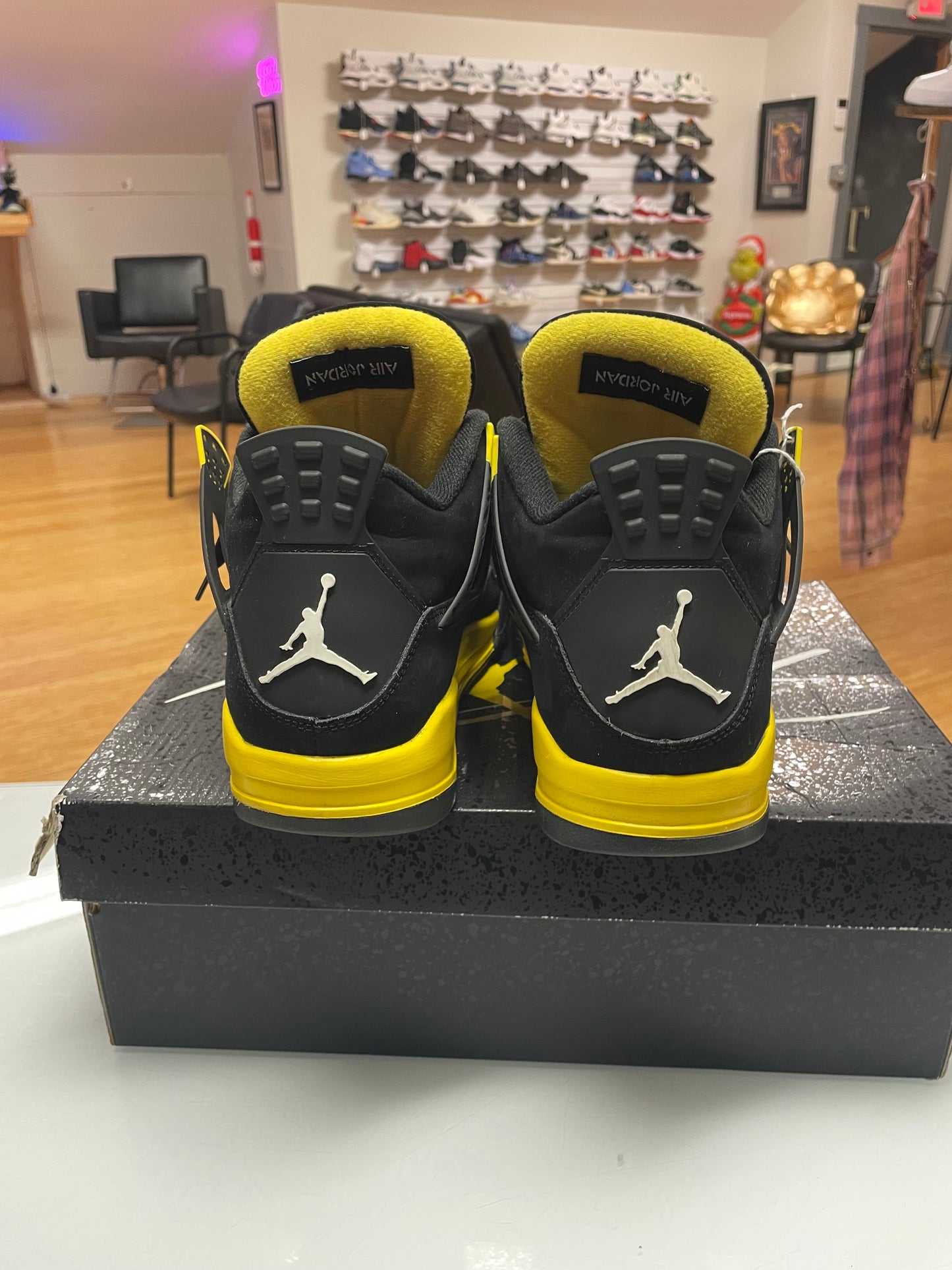 Jordan 4 Yellow Thunder