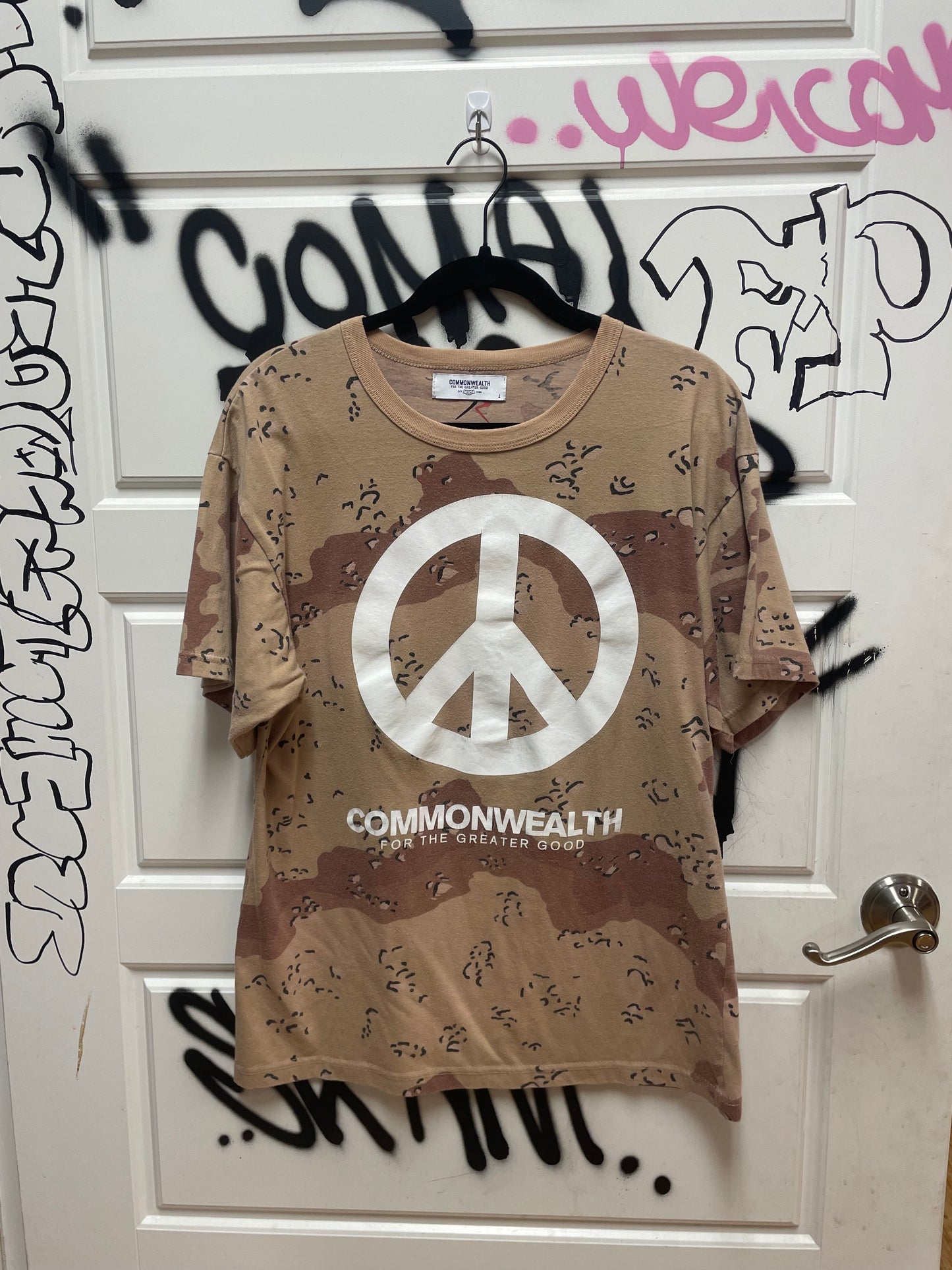 Commonwealth Tee Dessert Camo