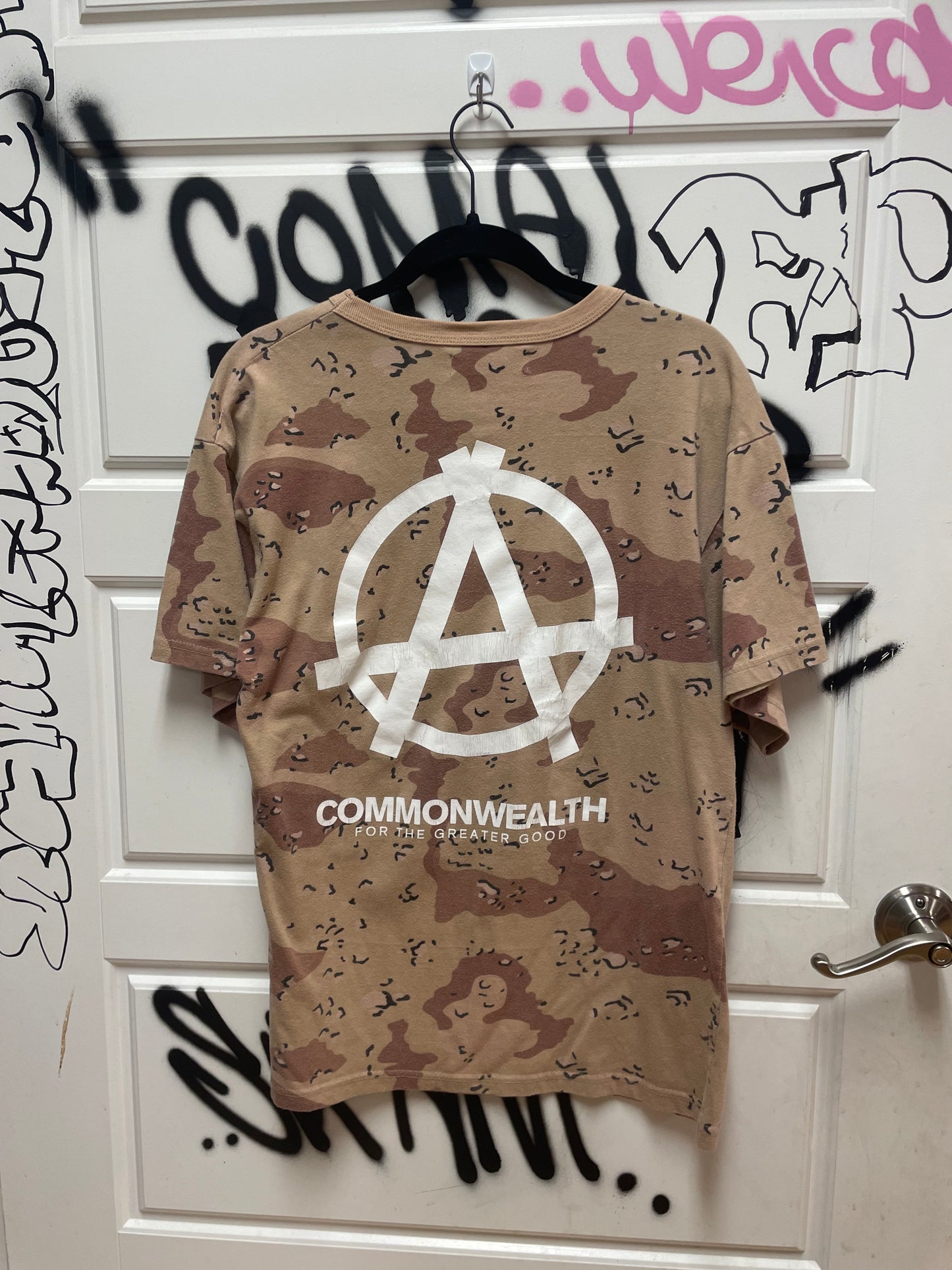 Commonwealth Tee Dessert Camo