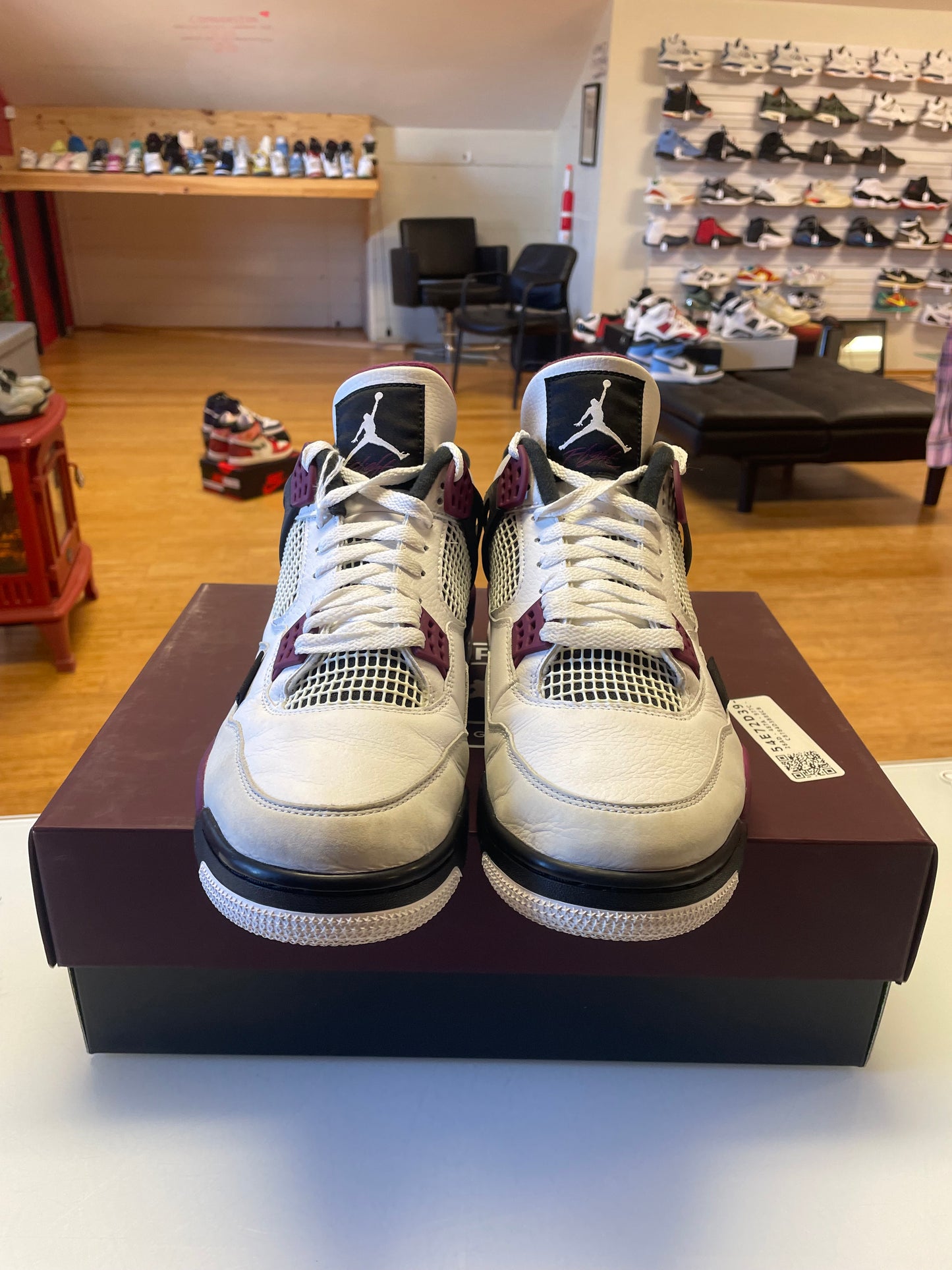 Jordan 4 PSG
