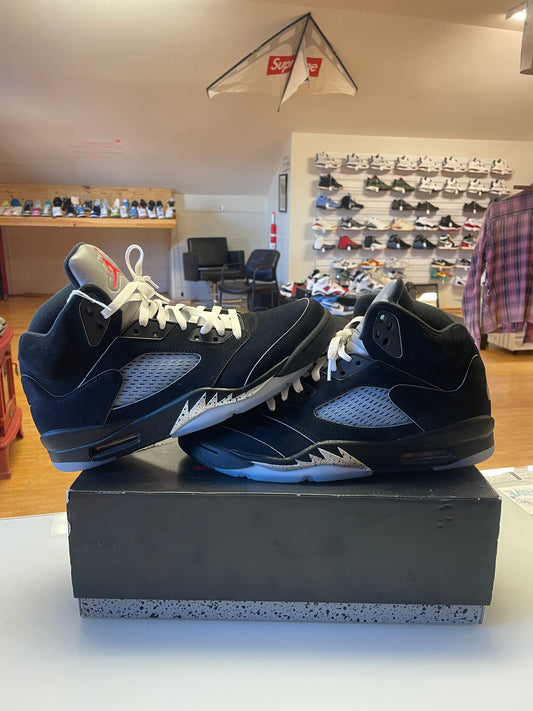 Jordan 5 Black Metallic