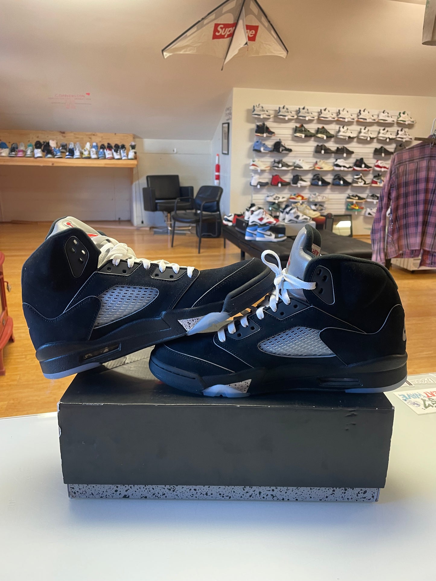 Jordan 5 Black Metallic