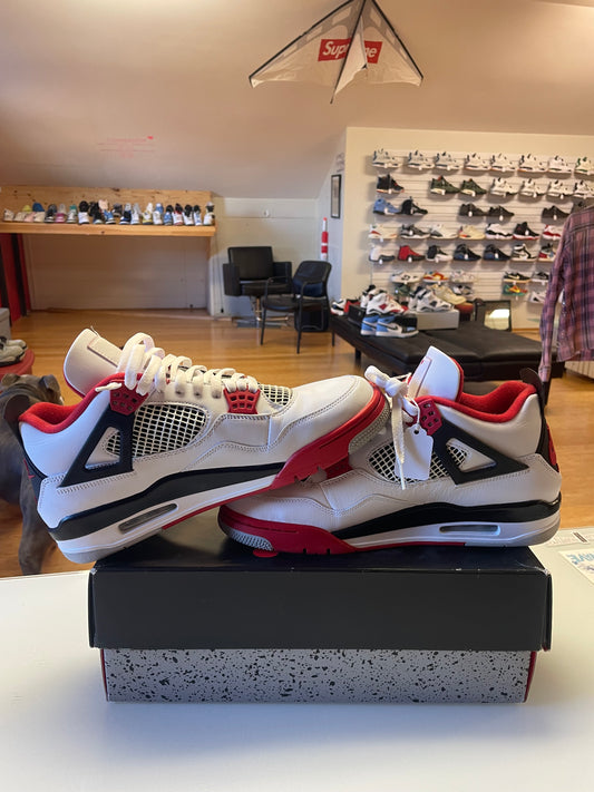 Jordan 4 Fire Red