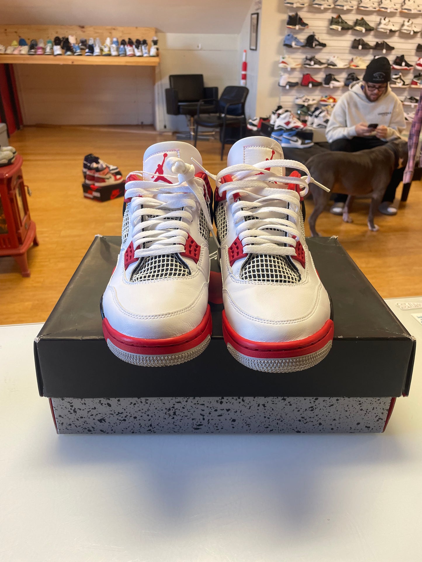 Jordan 4 Fire Red