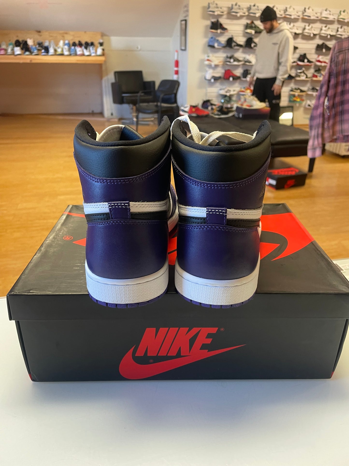 Jordan 1 Court Purple