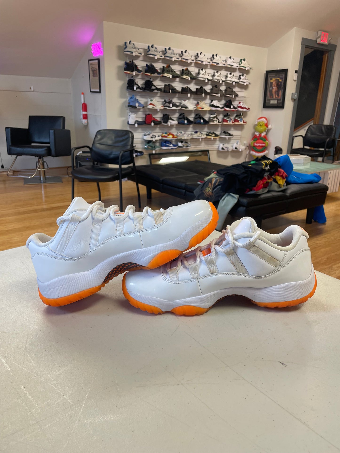 Jordan 11 Low Citrus