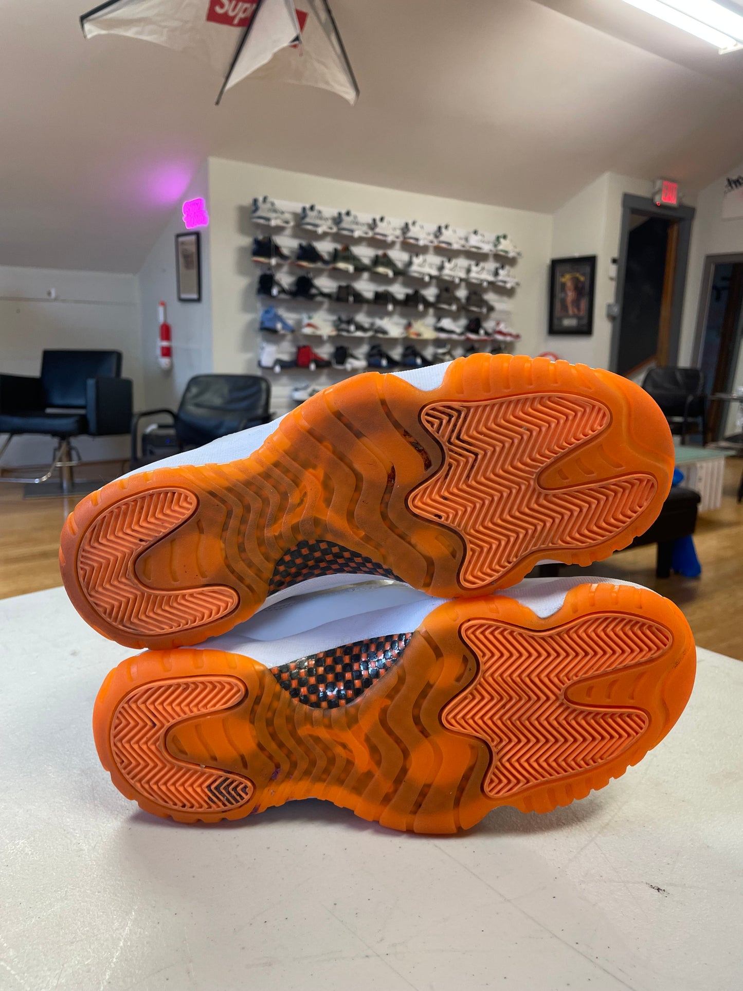 Jordan 11 Low Citrus