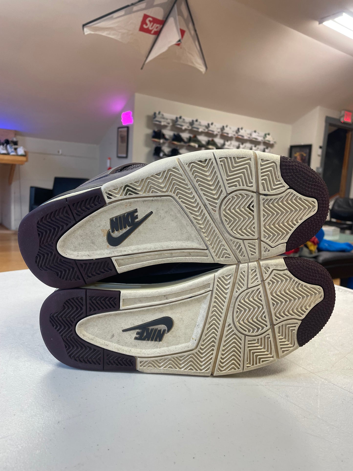 Jordan 4 A Ma Maniere